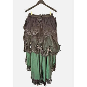 Dark Star Black Green Satin Lace Roses Hi Low Skirt Gothic Medieval One Size NWT